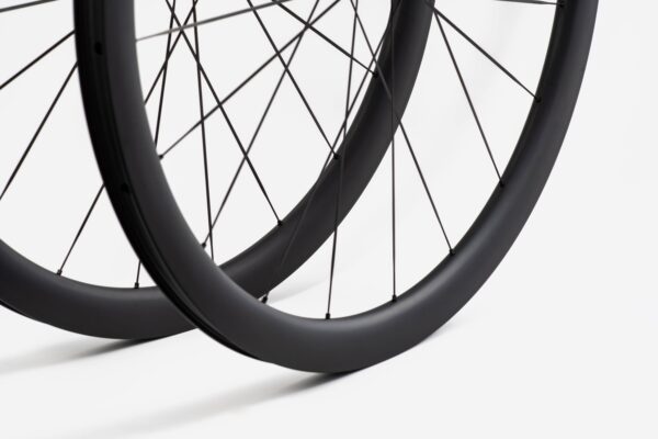 Carbon Spoke wheelset (1050g) Road Bike Disc Brake Center-lock Ultra-light Wheelset Rim Depth: 40mm Internal Width: 21mm【RW-Aero 40】